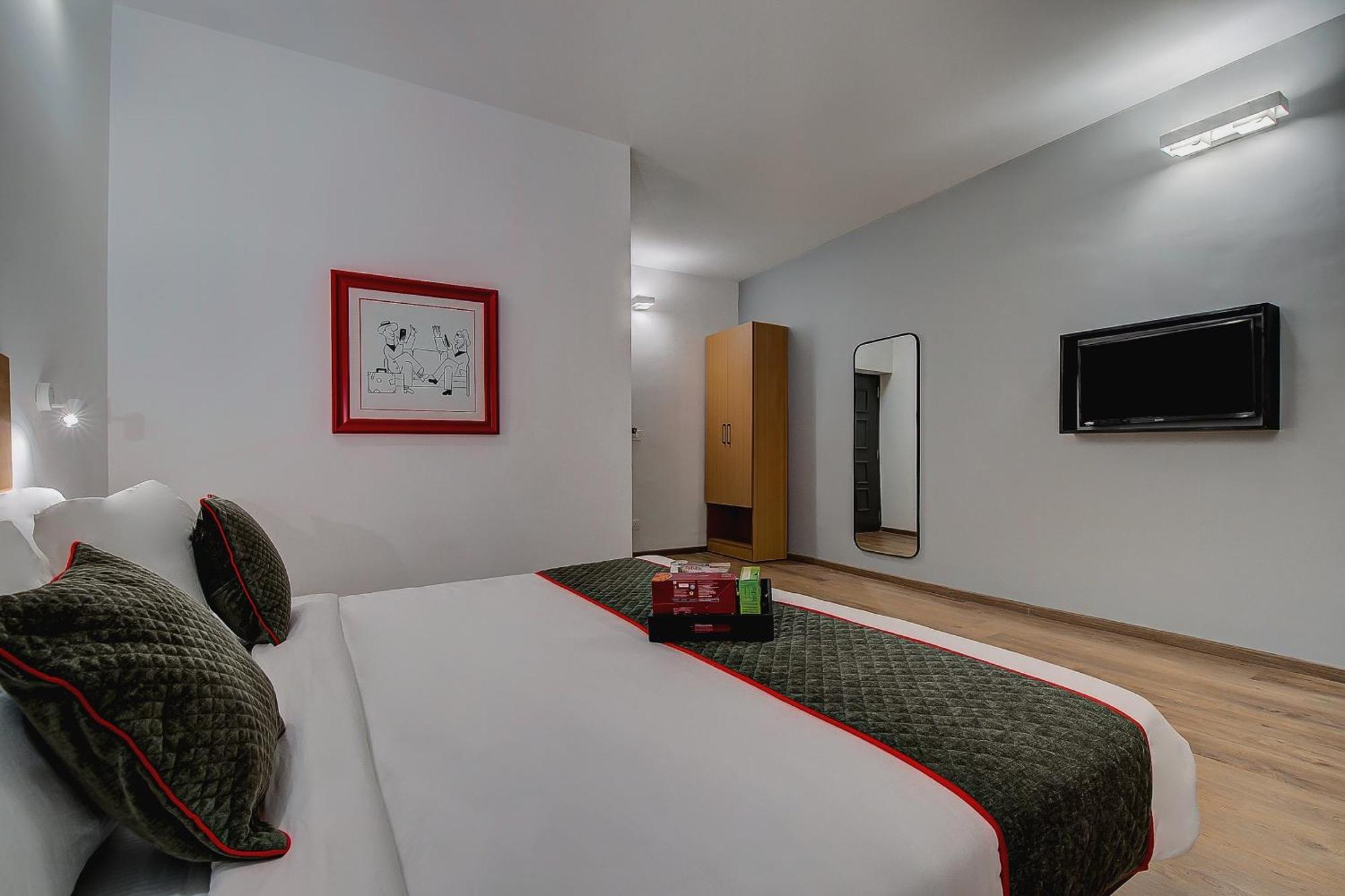 Super Townhouse T Nagar Hotel
