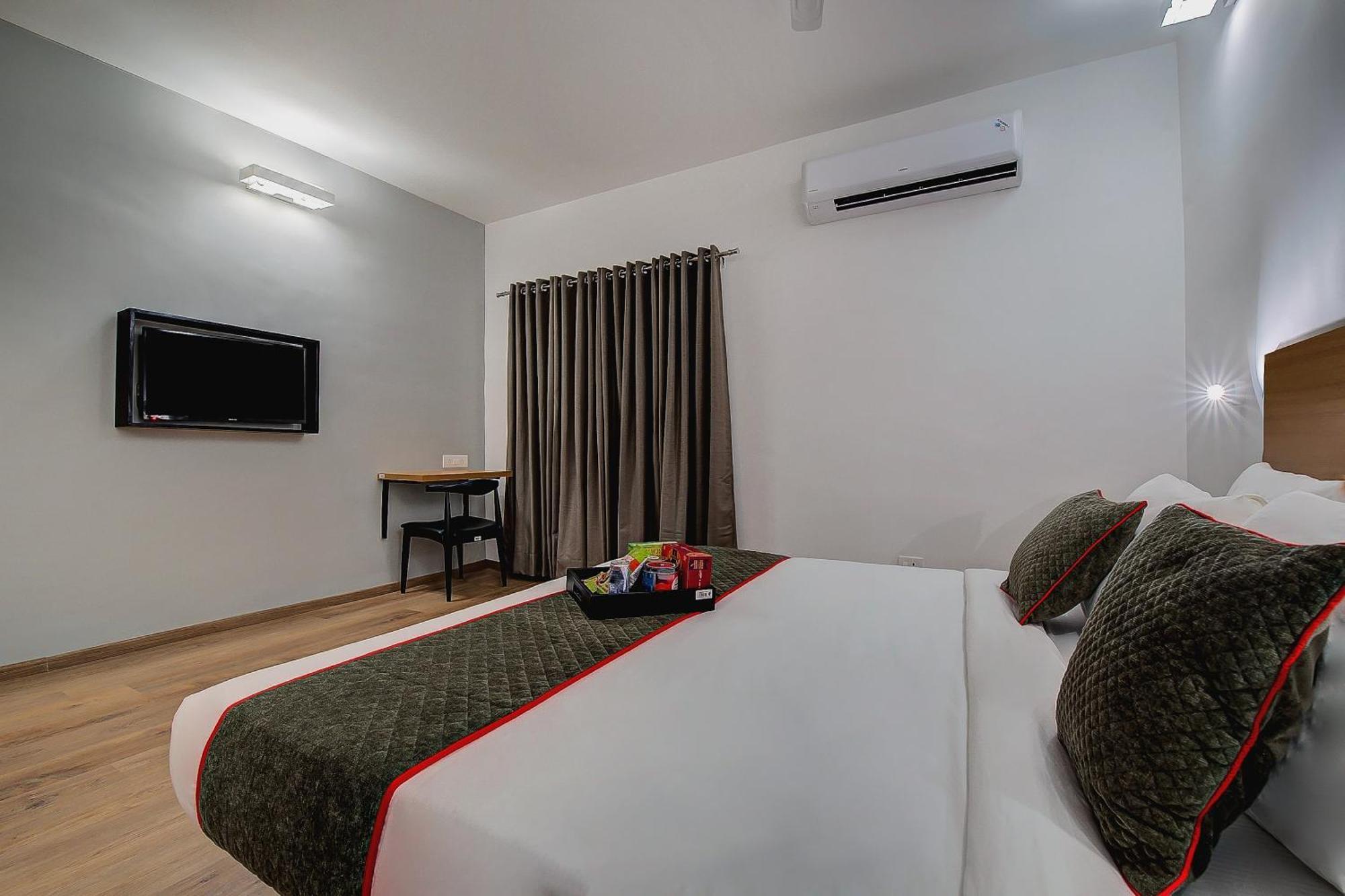 Super Townhouse T Nagar Hotel *