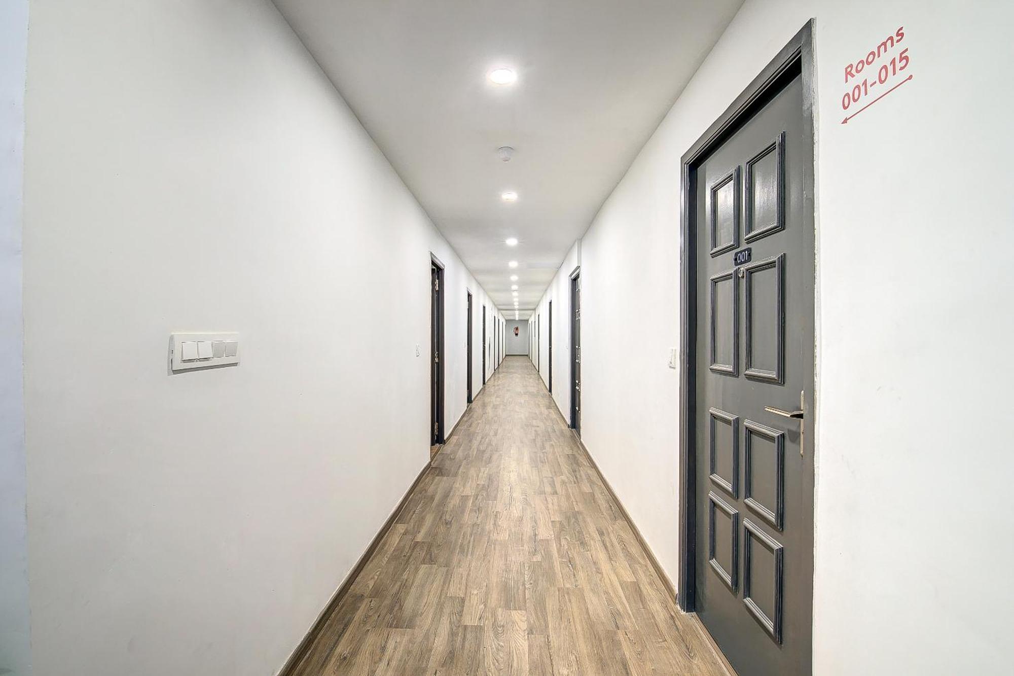 Super Townhouse T Nagar Hotel
